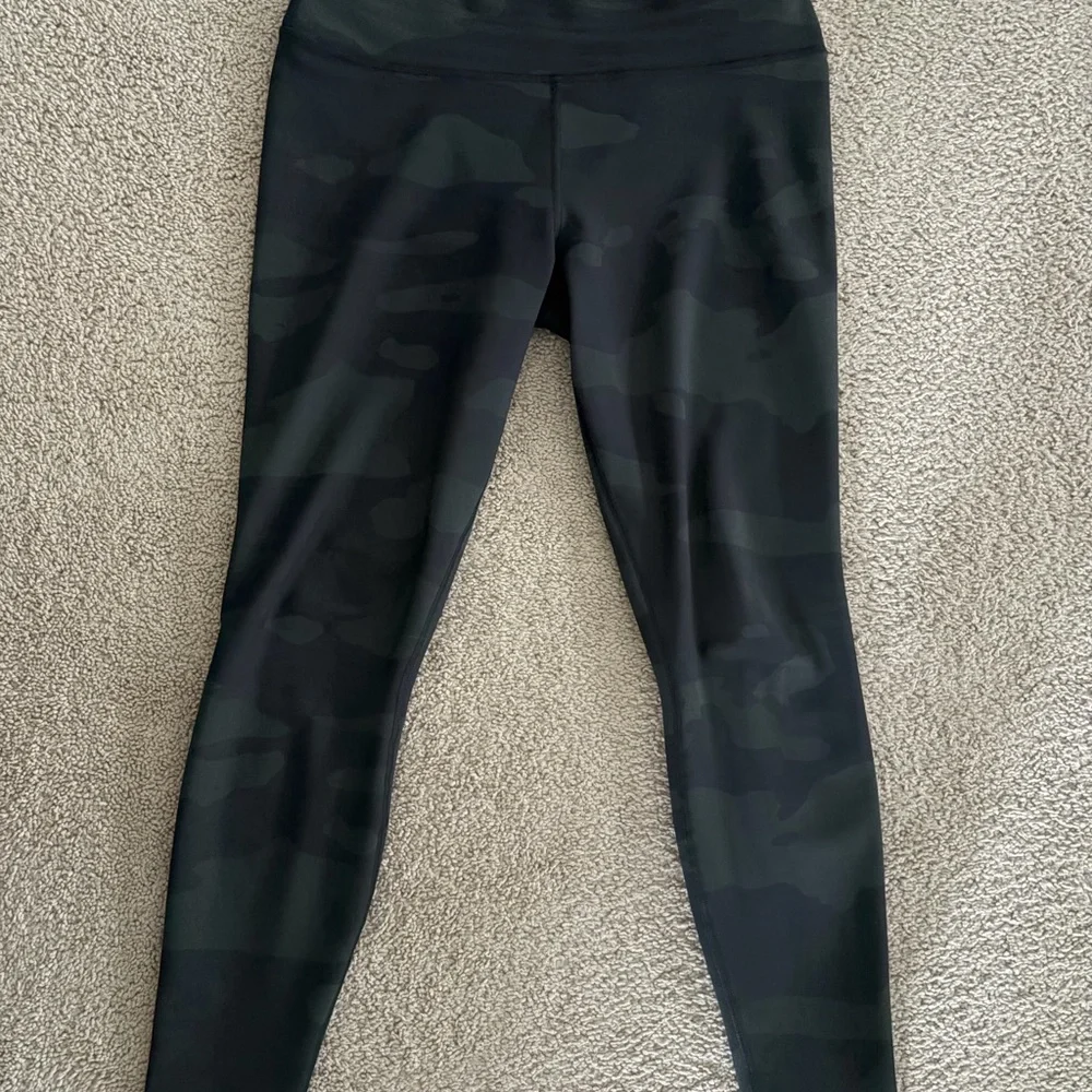 Alo Yoga Camouflage Active Leggings